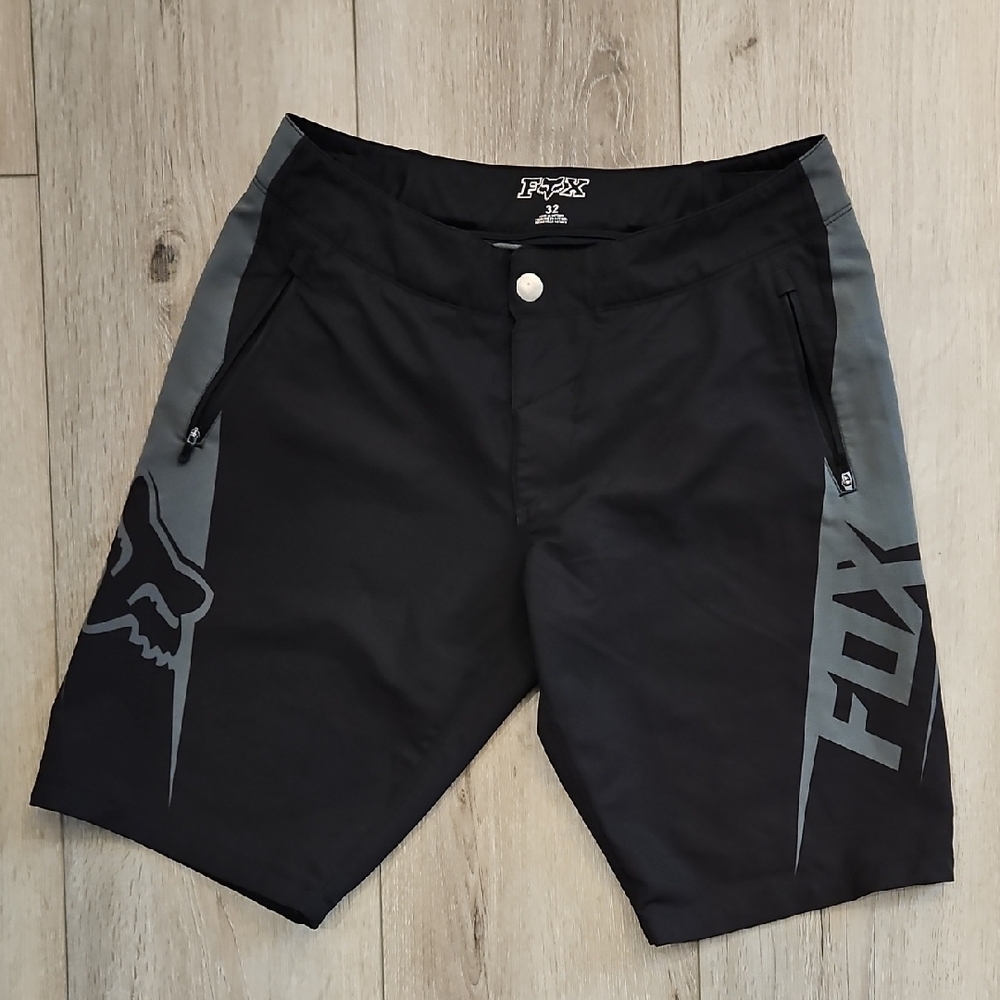 Fox Black and Gray Casual Shorts